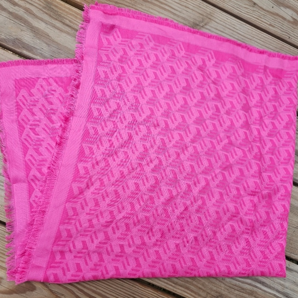 MCM Monogram Jacquard Frayed Scarf - Picture 4 of 5